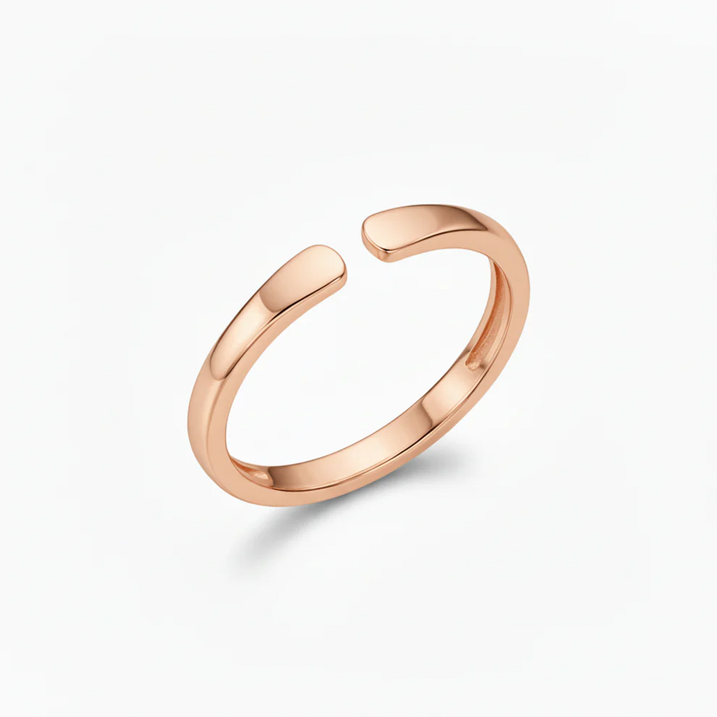 Anillo Ajustable de Iniciales — Whisper